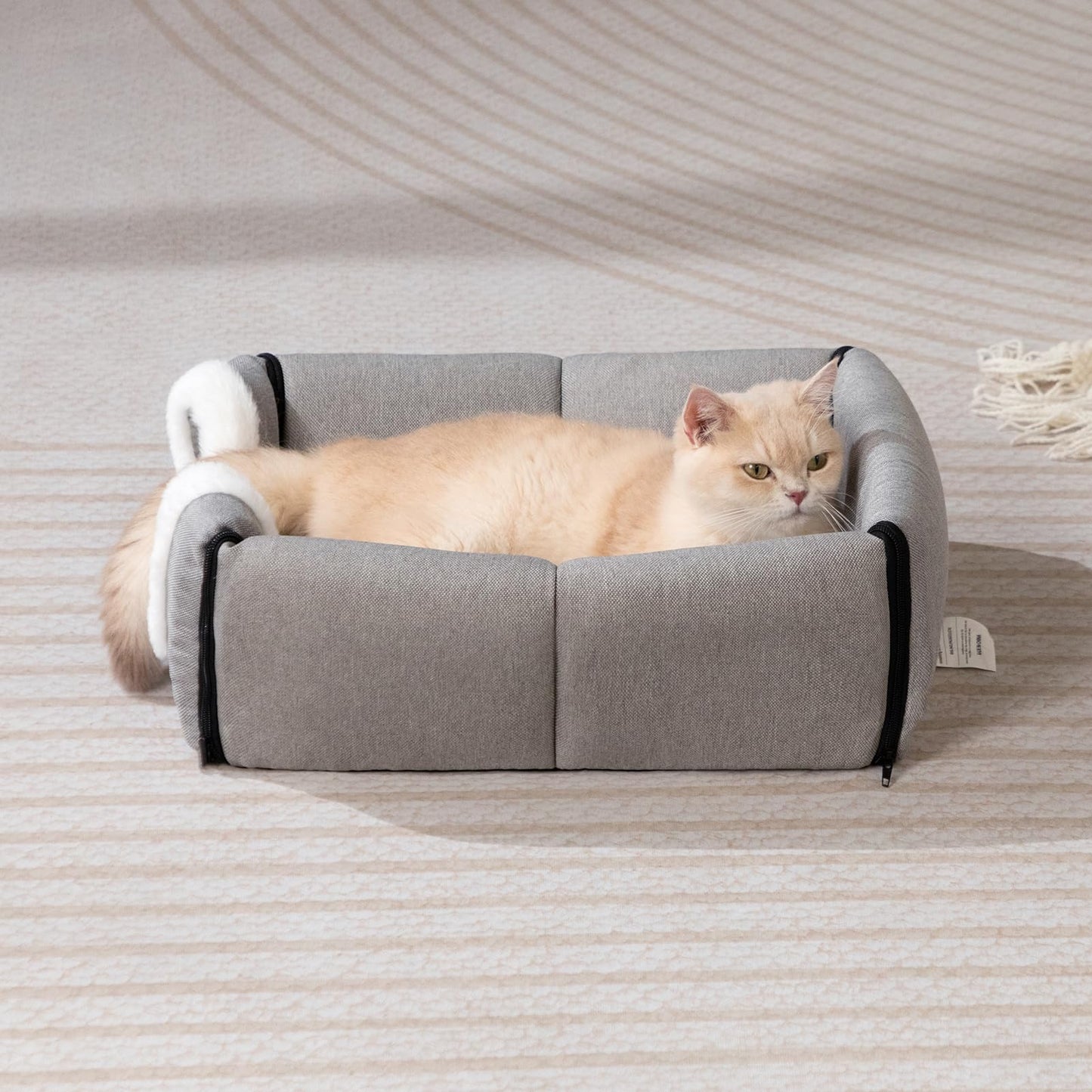 Petnovar 2-in-1 Foldable Cat Bed – Linen Cat Cave for Indoor & Outdoor Use (Grey)